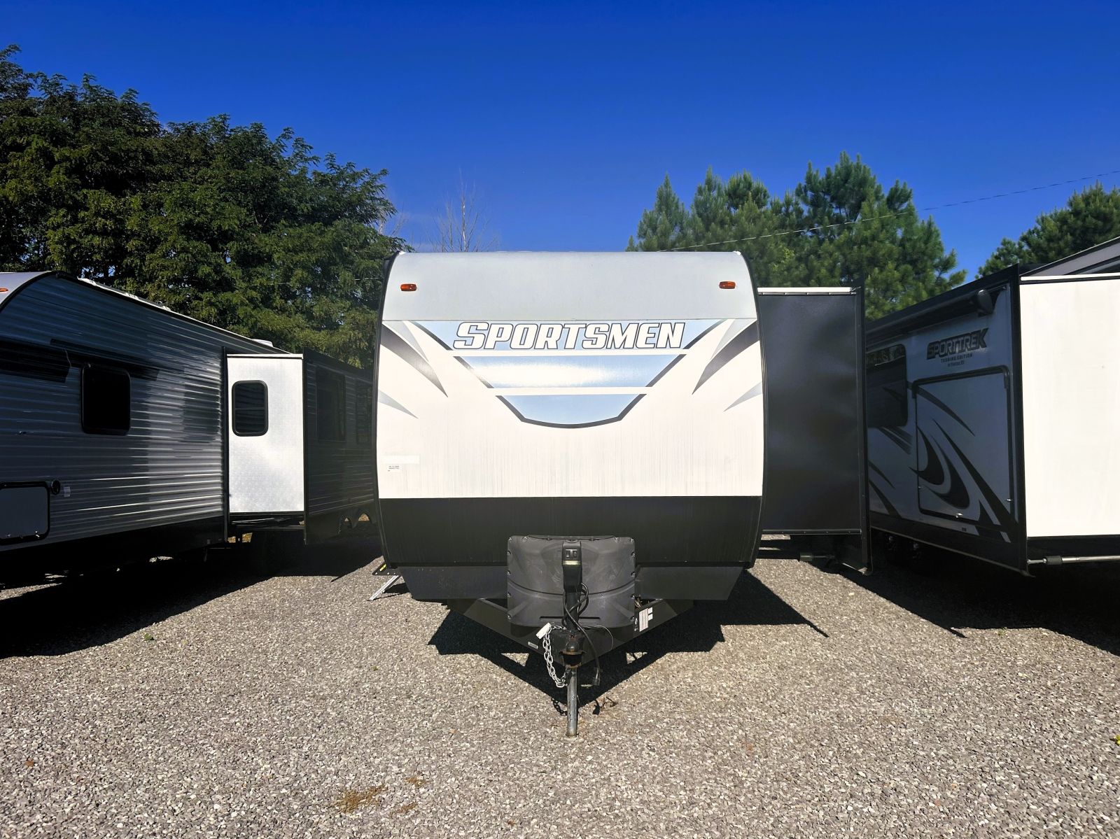 Image of 2021 KZ RV SPORTSMEN LE 303 KBLE